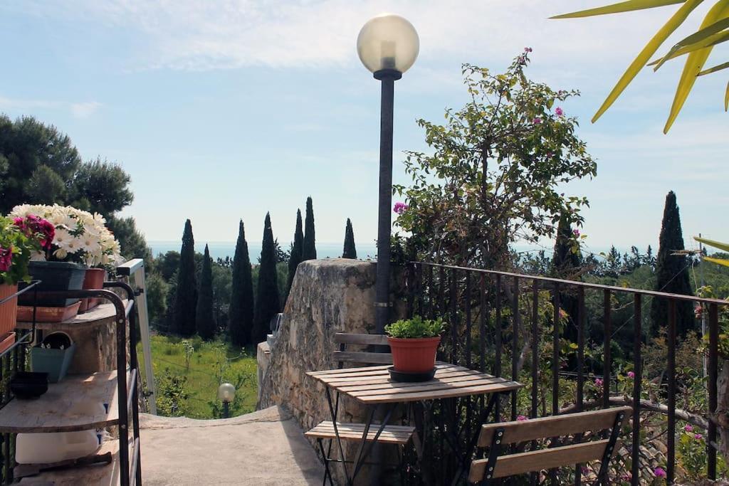 Casa Masseria Dell'800 Gargano. Le Mignole มอนเต ซานตานเจโล ภายนอก รูปภาพ