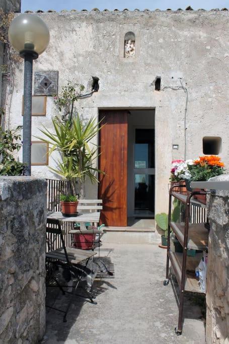 Casa Masseria Dell'800 Gargano. Le Mignole มอนเต ซานตานเจโล ภายนอก รูปภาพ