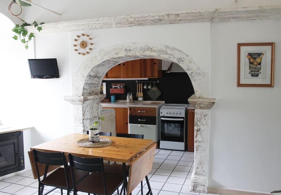 Casa Masseria Dell'800 Gargano. Le Mignole มอนเต ซานตานเจโล ภายนอก รูปภาพ